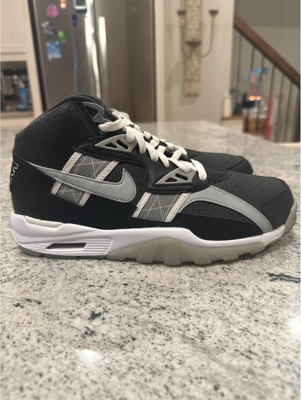 Preowned Nike Air Trainer SC High "Raiders" Men size 8.5